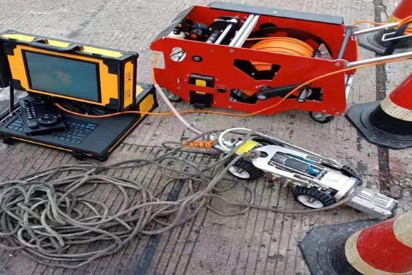 乌恰CCTV管道检测机器人